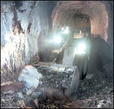 На новом руднике в Забайкалье началась добыча урановой руды На новом руднике в Забайкалье началась добыча урановой руды