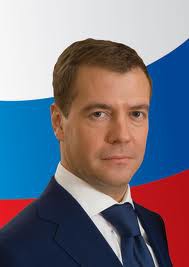 Медведев потребовал "наказать рублем" подрядчиков, строивших разрушенную трассу в Приморье Медведев потребовал "наказать рублем" подрядчиков, строивших разрушенную трассу в Приморье