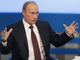 Владимир Путин определится с подписанием "закона Димы Яковлева", когда посмотрит текст. Владимир Путин определится с подписанием "закона Димы Яковлева", когда посмотрит текст.