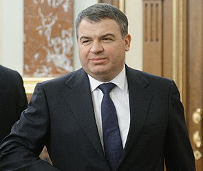 Анатолий Сердюков не захотел отвечать на вопросы следствия без адвоката Анатолий Сердюков не захотел отвечать на вопросы следствия без адвоката