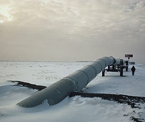 О неготовности к нефтедобыче в экстремальных широтах говорят аварии в Арктике О неготовности к нефтедобыче в экстремальных широтах говорят аварии в Арктике