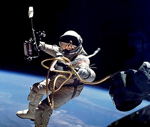 Составы экспедиций МКС на 2014 год определены Составы экспедиций МКС на 2014 год определены