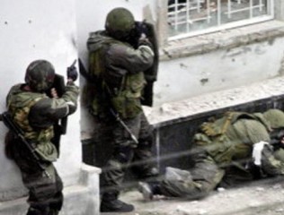 Ведутся переговоры с группой боевиков в КБР Ведутся переговоры с группой боевиков в КБР