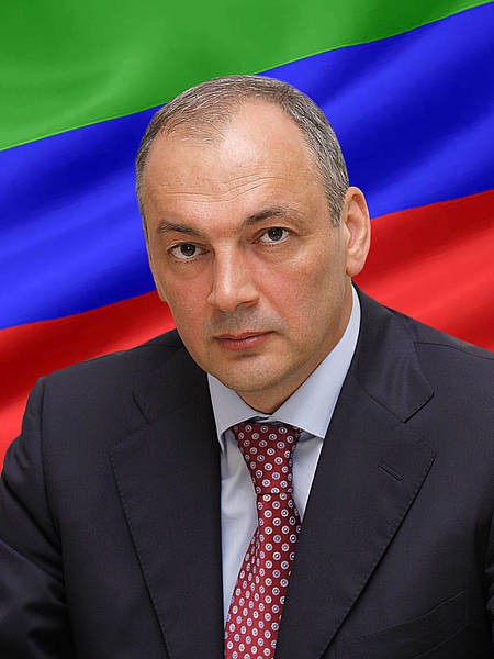 Экс-глава Дагестана Магомедсалам Магомедов назначен замглавы администрации президента Экс-глава Дагестана Магомедсалам Магомедов назначен замглавы администрации президента