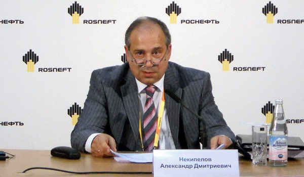 Некипелов вновь возглавил совет директоров "Роснефти" Некипелов вновь возглавил совет директоров "Роснефти"