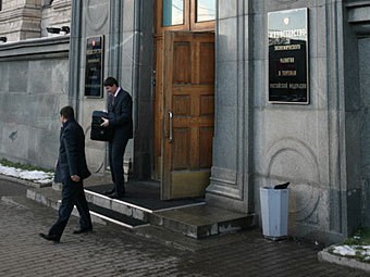 МЭР РФ ожидает среднегодовую цену нефти в 2012 г около $100 за баррель МЭР РФ ожидает среднегодовую цену нефти в 2012 г около $100 за баррель