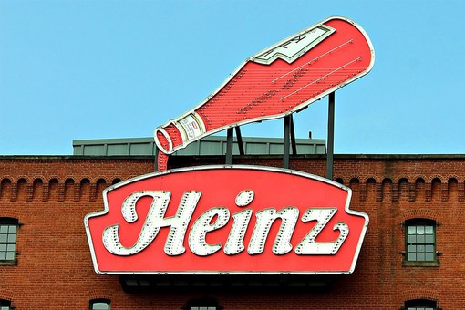 Баффет приобрел Heinz за $28 млрд. Баффет приобрел Heinz за $28 млрд.