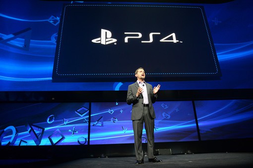 Sony выпускает PlayStation4 в надежде удержаться на плаву Sony выпускает PlayStation4 в надежде удержаться на плаву