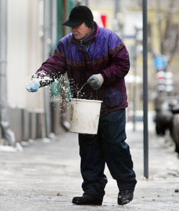 Реагенты не навредили экологической обстановке в Москве Реагенты не навредили экологической обстановке в Москве
