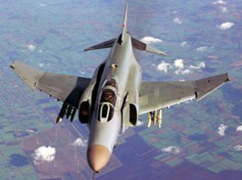 Спасатели обнаружили обломки сбитого Сирией турецкого самолета-разведчика Спасатели обнаружили обломки сбитого Сирией турецкого самолета-разведчика
