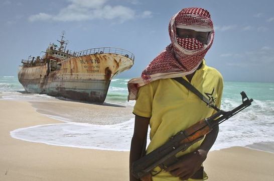 Российские моряки, которых захватили пираты в Нигерии, живы Российские моряки, которых захватили пираты в Нигерии, живы