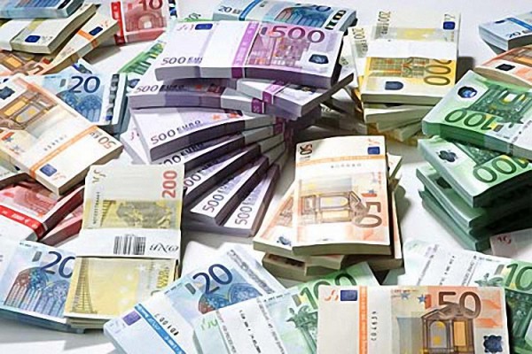 В феврале рост инвестиций в основной капитал РФ замедлился В феврале рост инвестиций в основной капитал РФ замедлился