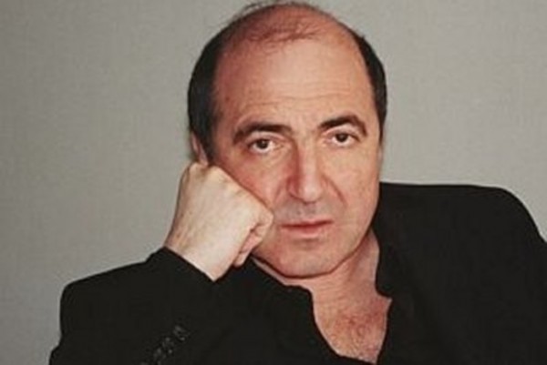 В связи со смертью Березовского власти Великобритании не связывались с РФ В связи со смертью Березовского власти Великобритании не связывались с РФ