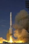 Ракета-носитель"Протон-М"со спутником стартовала с Байконура Ракета-носитель"Протон-М"со спутником стартовала с Байконура