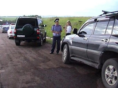 Сегодня в Москве нашли угнанный джип с ребенком внутри Сегодня в Москве нашли угнанный джип с ребенком внутри