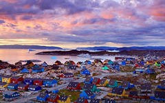 В Гренландии тают ледники В Гренландии тают ледники