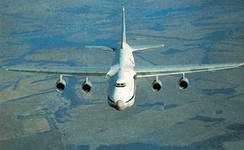 Александр Лебедев покупает два транспортных самолета Ан-124 "Руслан" Александр Лебедев покупает два транспортных самолета Ан-124 "Руслан"