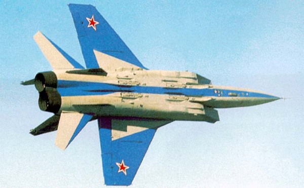 На смену МиГ-31 к 2020 году ВВС России должны получить новый самолет-перехватчик На смену МиГ-31 к 2020 году ВВС России должны получить новый самолет-перехватчик
