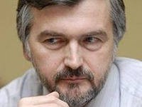 Минэкономразвития снизило прогноз по росту ВВП до 2,4% Минэкономразвития снизило прогноз по росту ВВП до 2,4%