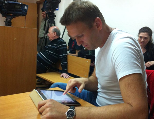 Слушанья по делу Навального пройдут 24 апреля Слушанья по делу Навального пройдут 24 апреля