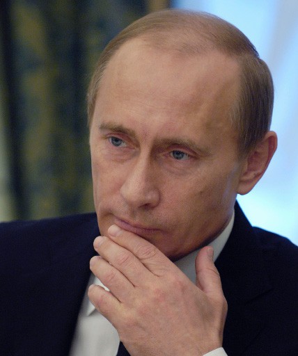 Путин поручил заложить в бюджет-2013 резерв на антикризисные меры Путин поручил заложить в бюджет-2013 резерв на антикризисные меры