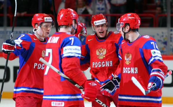 Победу в Еврохокейтуре вырвала сборная России по хоккею Победу в Еврохокейтуре вырвала сборная России по хоккею