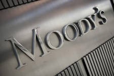 Moody's понизило рейтинг Словении Moody's понизило рейтинг Словении