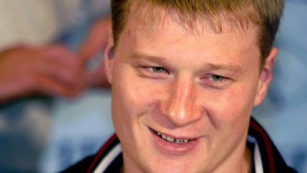 Поветкин сохранил титул чемпиона мира WBA Поветкин сохранил титул чемпиона мира WBA