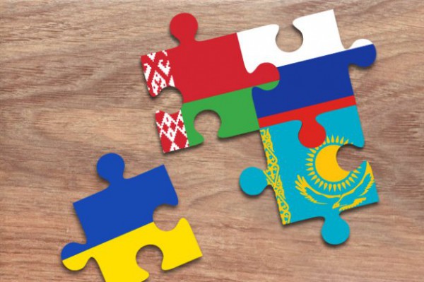 Украина будет наблюдателем при Евразийском экономическом союзе Украина будет наблюдателем при Евразийском экономическом союзе