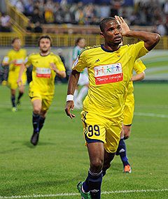 Зенит разгромил Анжи 3:0 Зенит разгромил Анжи 3:0