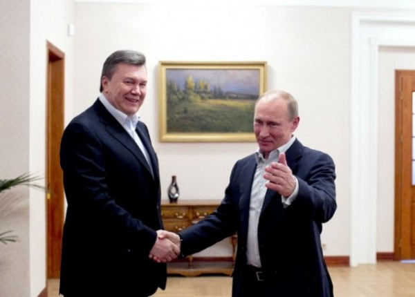 Украинские оппозиционеры пригрозили президенту импичментом за «тайные переговоры» с Путиным Украинские оппозиционеры пригрозили президенту импичментом за «тайные переговоры» с Путиным