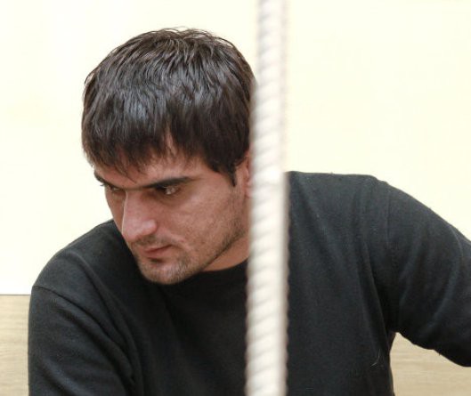 Убийца спартаковского болельщика жалуется на сотрудников колонии Убийца спартаковского болельщика жалуется на сотрудников колонии