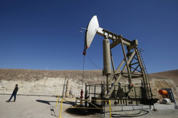 ОПЕК прогнозирует спад добычи сланцевой нефти в США ОПЕК прогнозирует спад добычи сланцевой нефти в США
