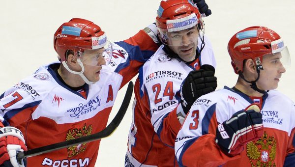 Сборная России по хоккею победила шведов в Сочи Сборная России по хоккею победила шведов в Сочи