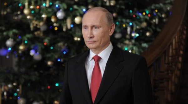 Владимир Путин провел в Кремлевском дворце новогодний прием Владимир Путин провел в Кремлевском дворце новогодний прием