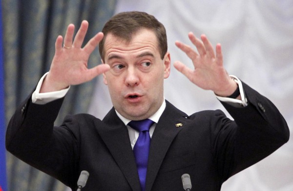 Медведев заявил, что в РФ нет ущемления прав оппозиции Медведев заявил, что в РФ нет ущемления прав оппозиции
