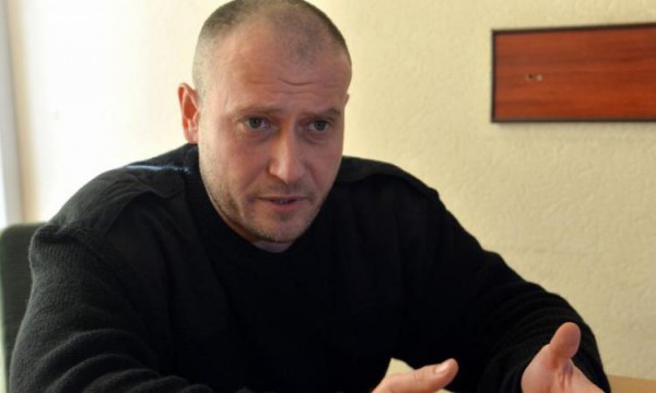 Лидер «Правого сектора» угрожает уничтожить трубопровод, по которому российский газ поступает в Европу Лидер «Правого сектора» угрожает уничтожить трубопровод, по которому российский газ поступает в Европу