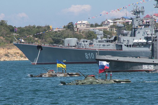 Севастополь должен оставаться в России Севастополь должен оставаться в России