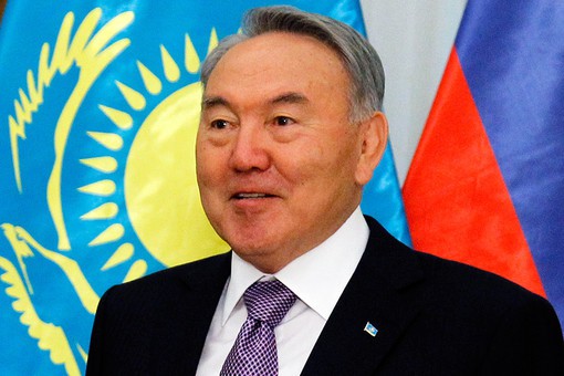 Назарбаев предложил услуги посредника президенту США Назарбаев предложил услуги посредника президенту США