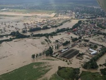 Число жертв наводнения на Кубани превысило сотню Число жертв наводнения на Кубани превысило сотню