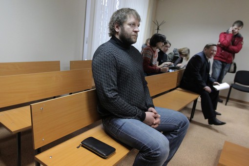 В отношении Александра Емельяненко возбуждено дело об изнасиловании В отношении Александра Емельяненко возбуждено дело об изнасиловании