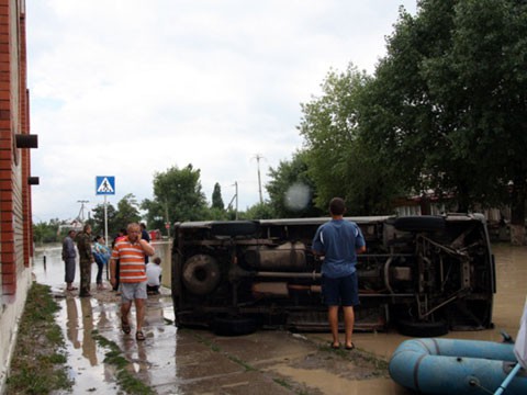Основной этап поисково-спасательной операции на Кубани завершен Основной этап поисково-спасательной операции на Кубани завершен