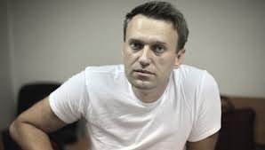 Навального оставили под домашним арестом. Навального оставили под домашним арестом.