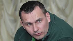 Московский суд оставил украинского режиссера Сенцова под стражей. Московский суд оставил украинского режиссера Сенцова под стражей.