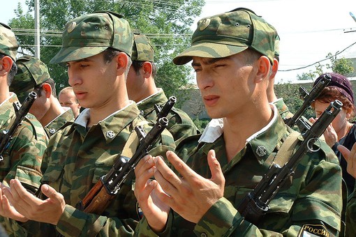 Молодежь Чечни собираются призвать в армию Молодежь Чечни собираются призвать в армию