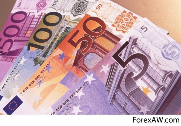 Курс евро превысил отметку в 50 рублей Курс евро превысил отметку в 50 рублей