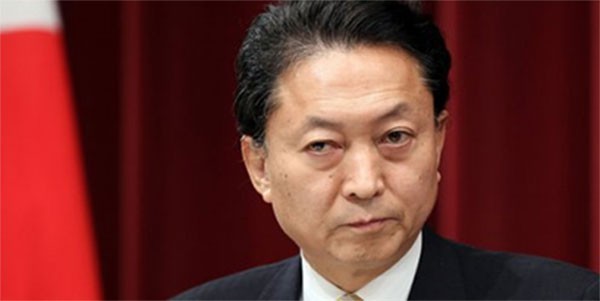 Экс-премьер Японии Хатояма считает введение японских санкций в отношении России ошибкой
