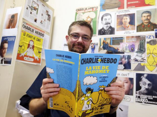 Charlie Hebdo приостановил выпуск новых номеров Charlie Hebdo приостановил выпуск новых номеров