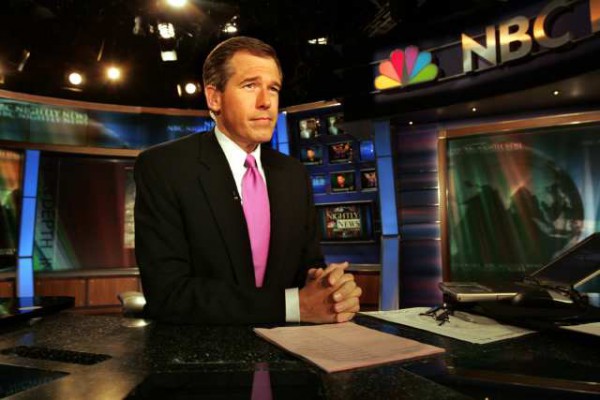 Телеведущий канала NBC отстранен от работы на полгода за ложь в эфире Телеведущий канала NBC отстранен от работы на полгода за ложь в эфире
