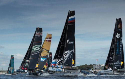 Кубок Extreme Sailing Series отправился в Швейцарию